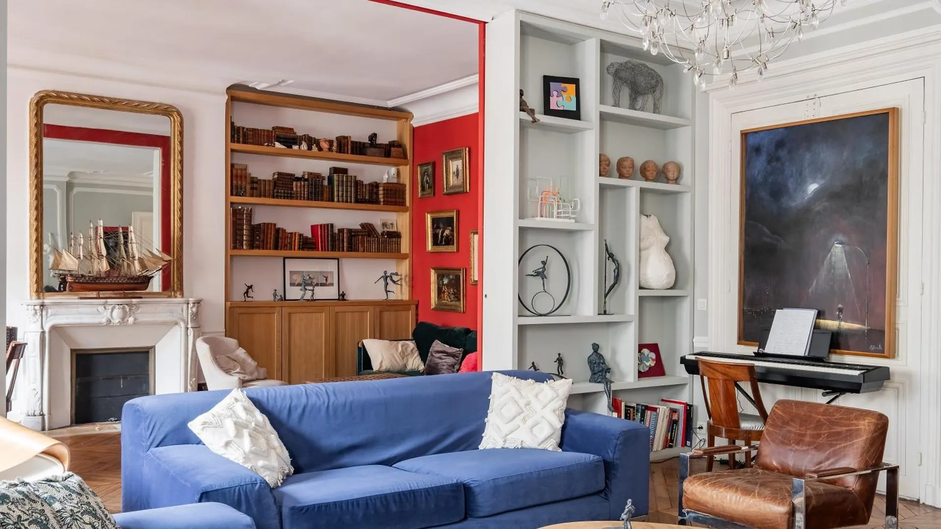 Veeve - The Artist's Apartment