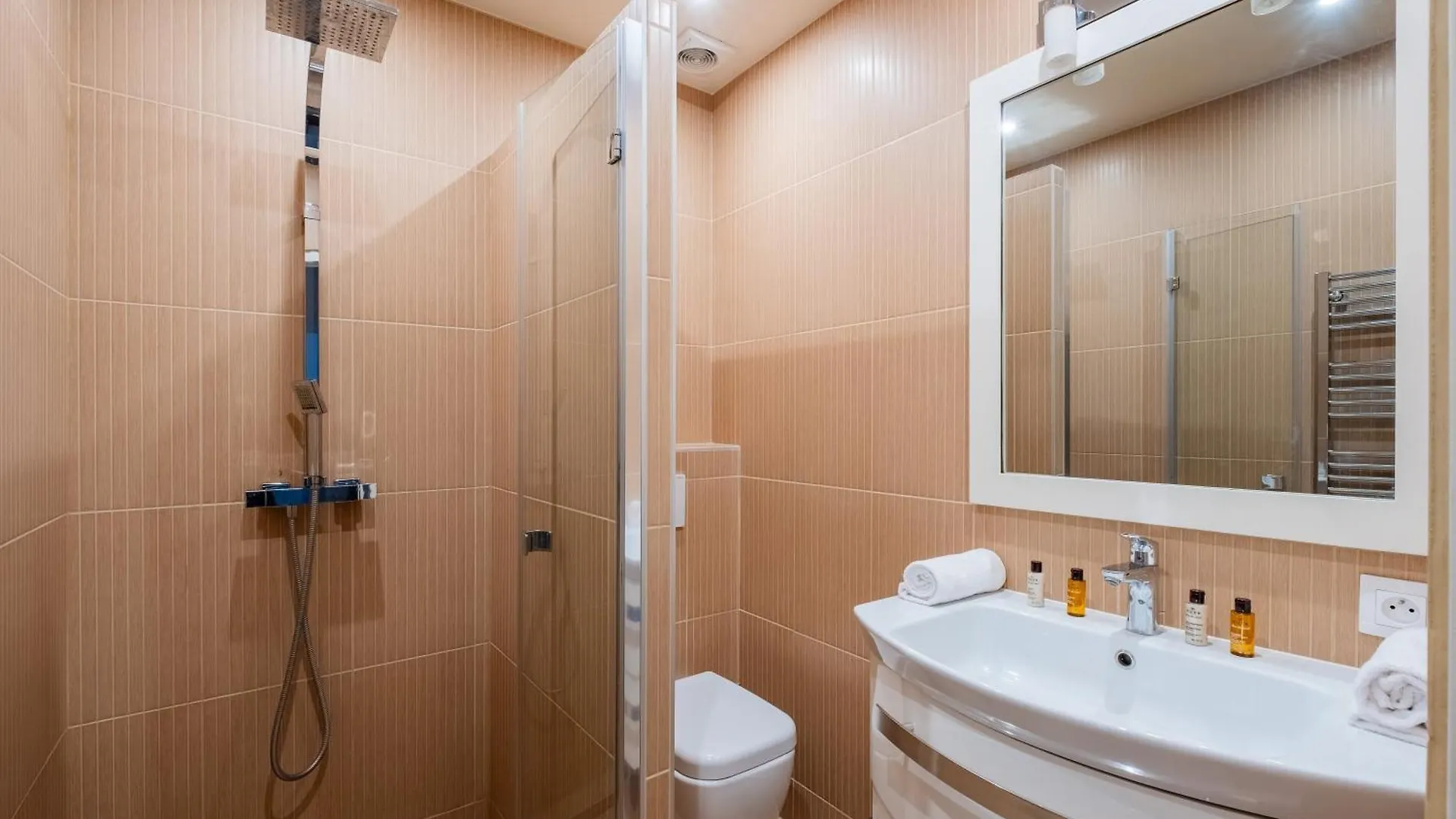 Apartment Veeve - The Artist's