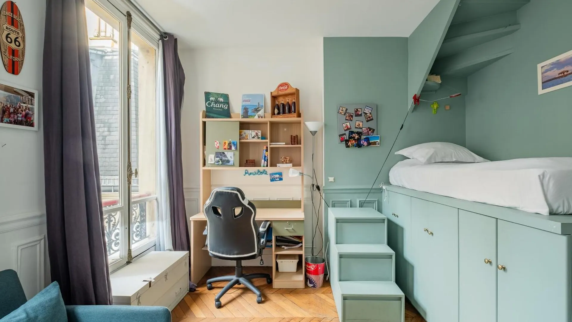 Veeve - The Artist's Apartment *