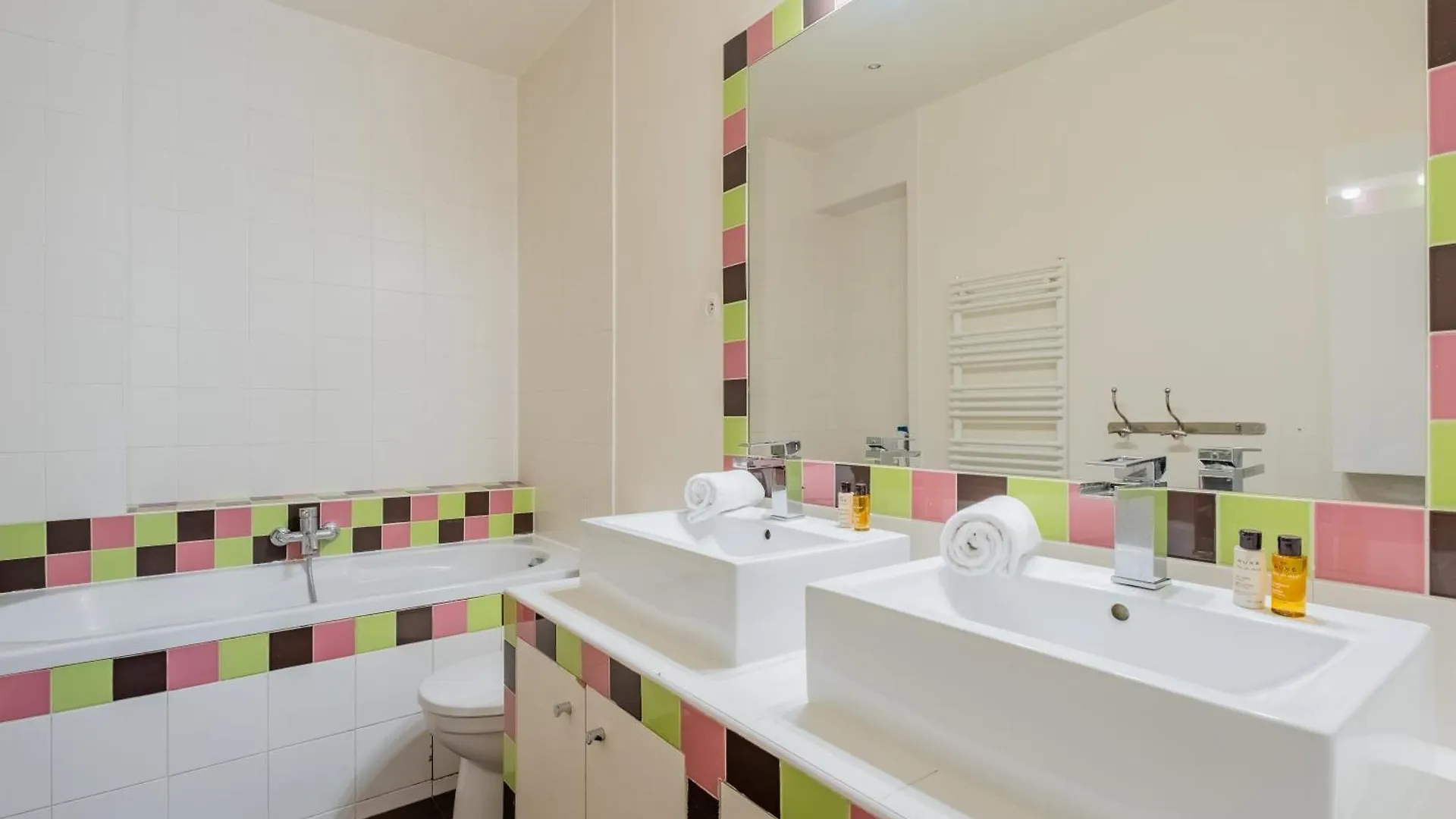 Veeve - The Artist's Appartement